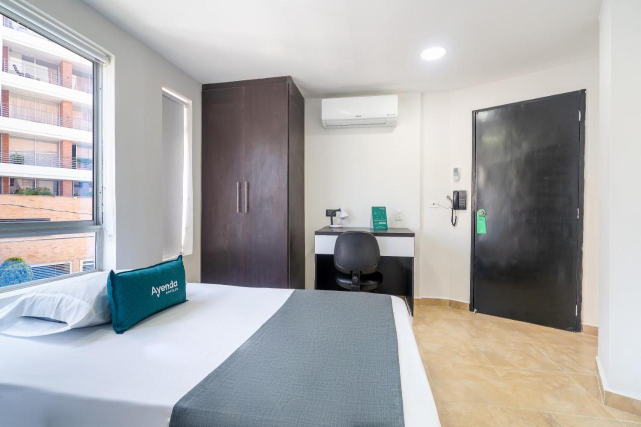 Ayenda Coliving La 78A Hotel Medellin Bagian luar foto