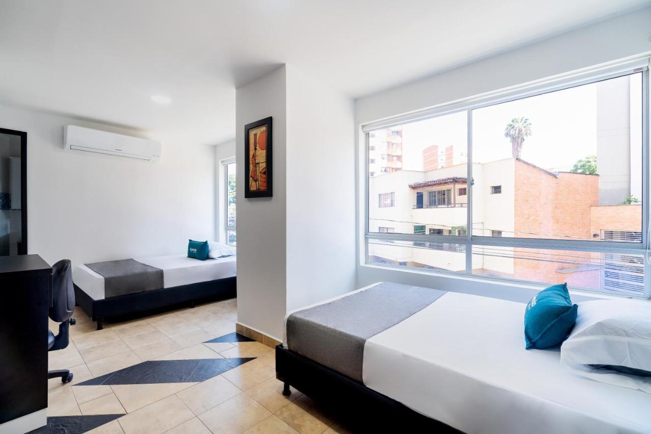 Ayenda Coliving La 78A Hotel Medellin Bagian luar foto