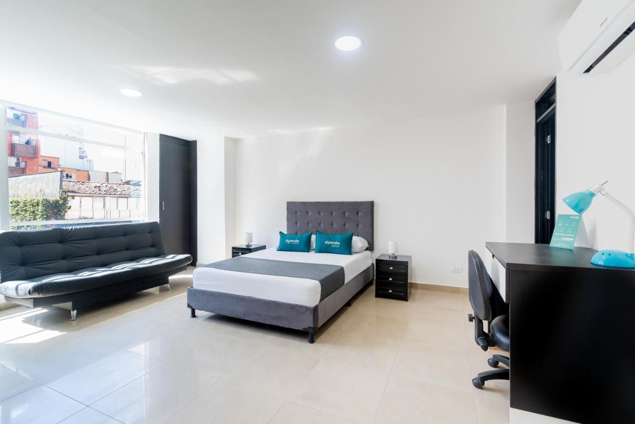 Ayenda Coliving La 78A Hotel Medellin Bagian luar foto